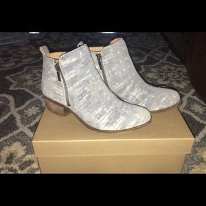 🎄Christmas Gift🎄Basel Flat Lucky Brand Bootie